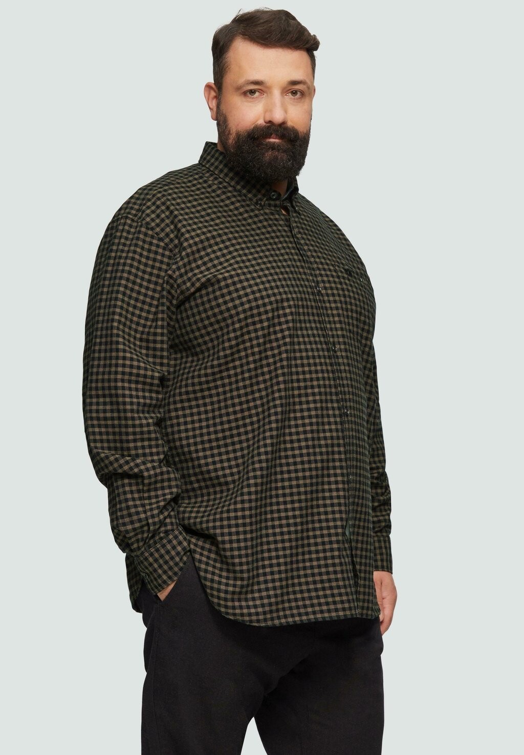 

Рубашка MIT BUTTON-DOWN KRAGEN s.Oliver, черный