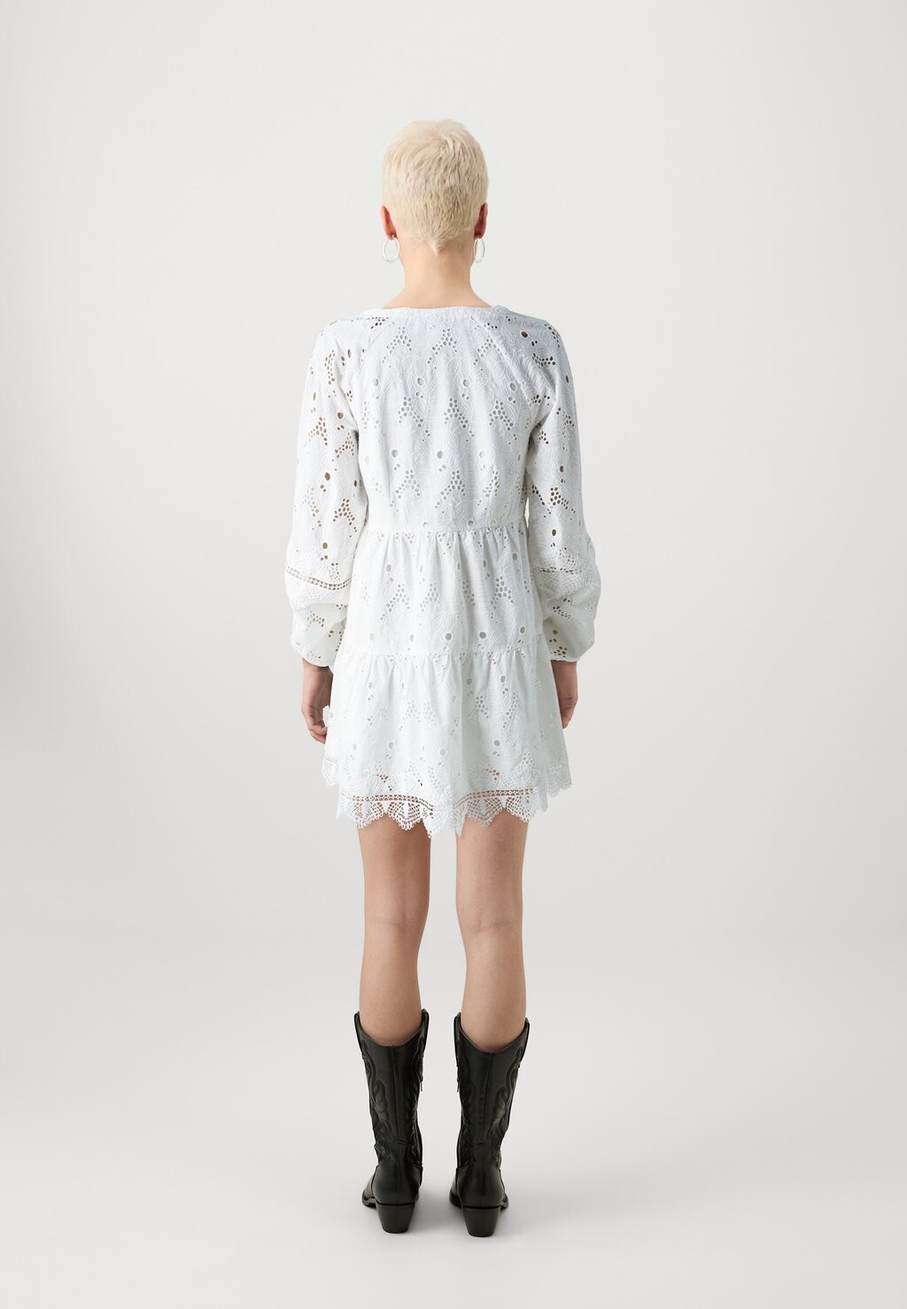

Коктейльное/праздничное платье YASIVALU DRESS YAS, белый