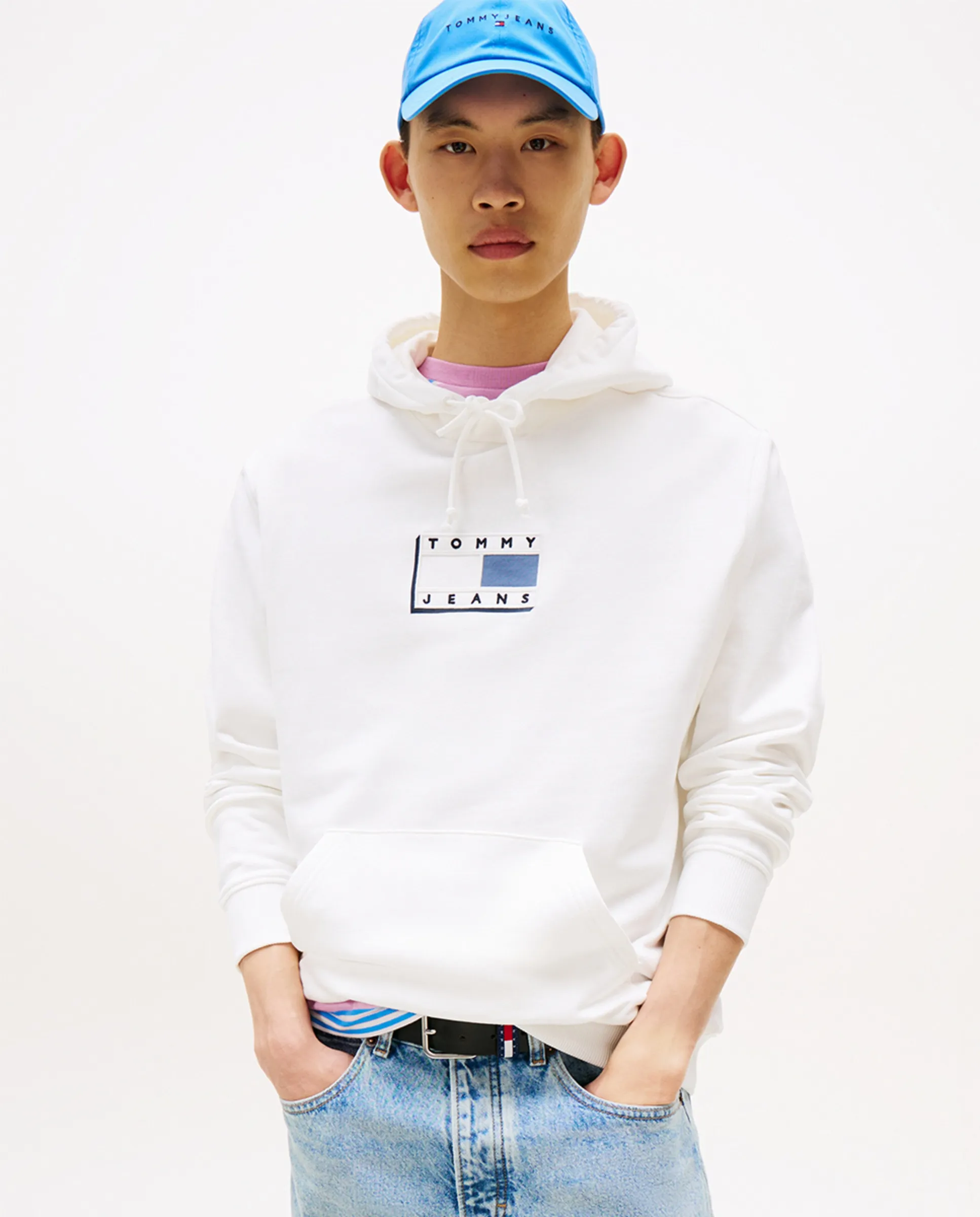 

Мужская худи обычного кроя Tommy Jeans, белый