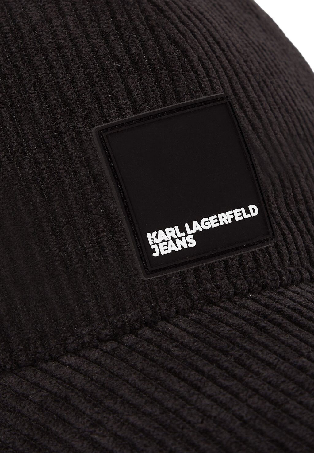 

Бейсболка Karl Lagerfeld Jeans, черный