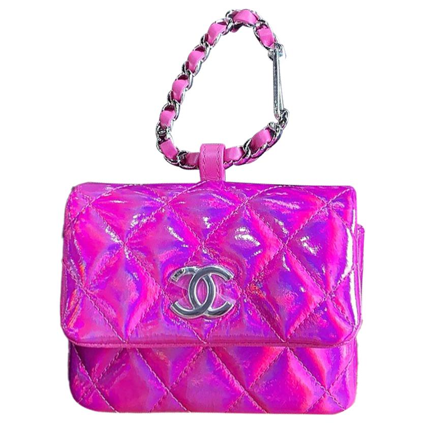 

CHANEL Женская сумка из овчины персиково-розового цвета