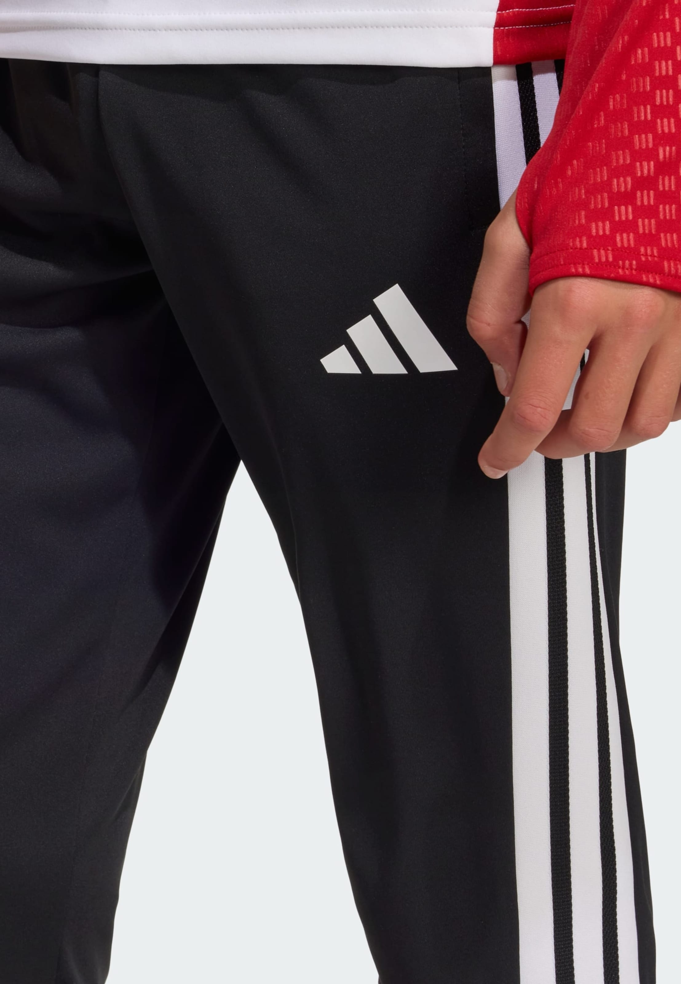 Adidas Performance Узкие спортивные штаны 'Deutschland 26 Tiro' в черном цвете — фото 4