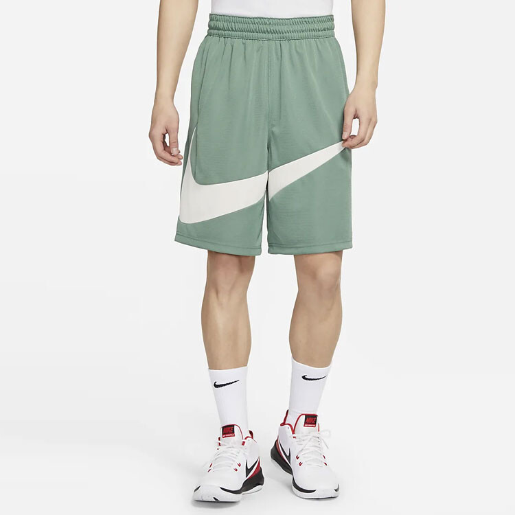 Повседневные шорты мужские голландский зеленый Nike, зеленый — фото 3