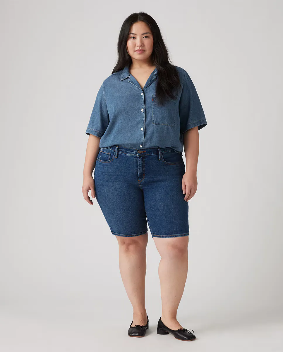 

Женские джинсовые шорты Shaping Bermuda средней посадки Levi's Plus, темно-синий