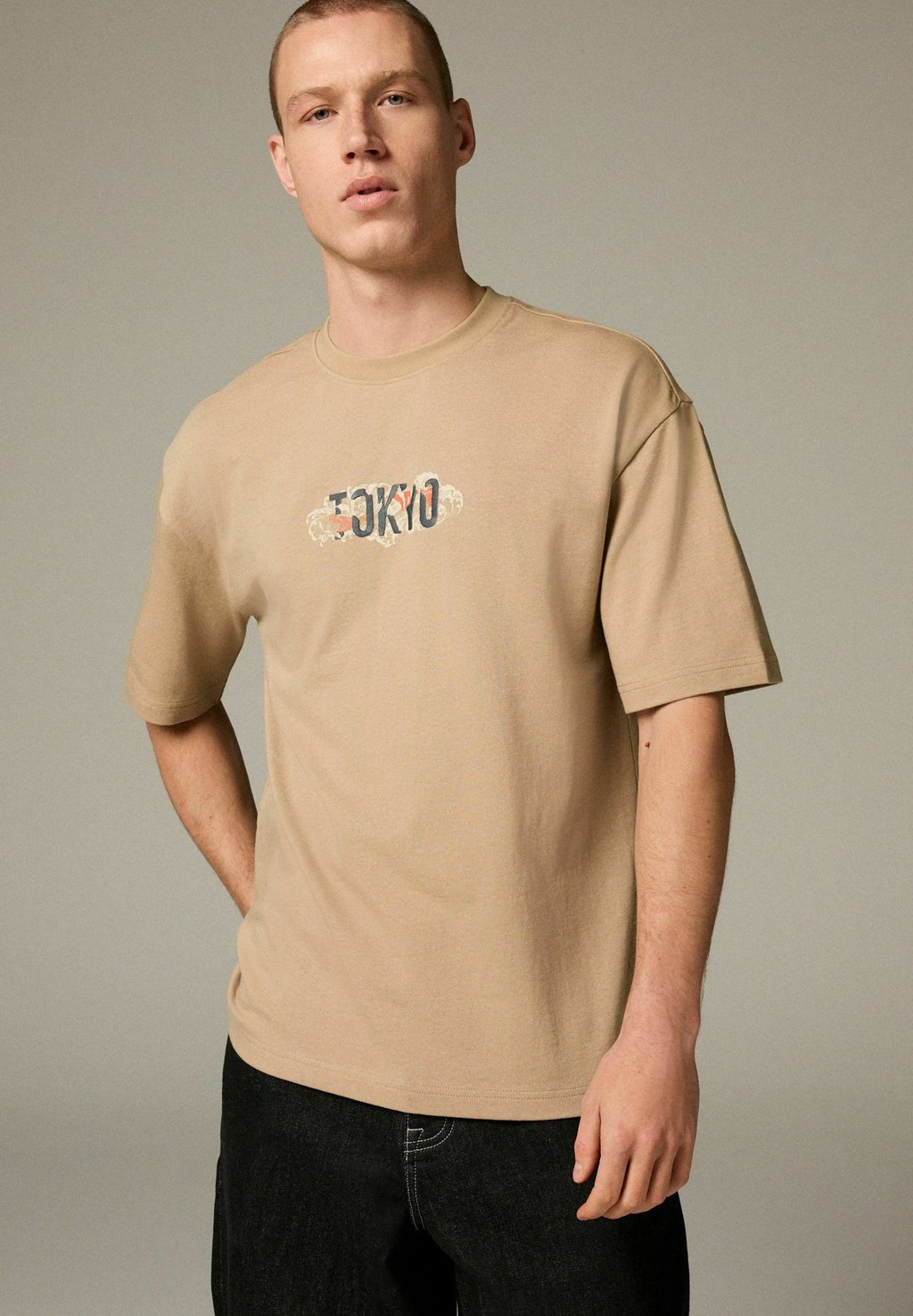 

Футболка с принтом RELAXED FIT HEAVYWEIGHT JAPAN GRAPHIC Next, коричневый