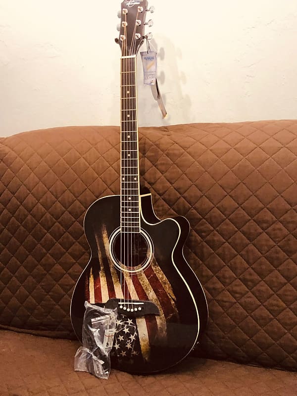 

Акустическая гитара Oscar Schmidt OG10CEFLAG Concert Cutaway 6-String Acoustic-Electric Guitar - American Flag Graphic