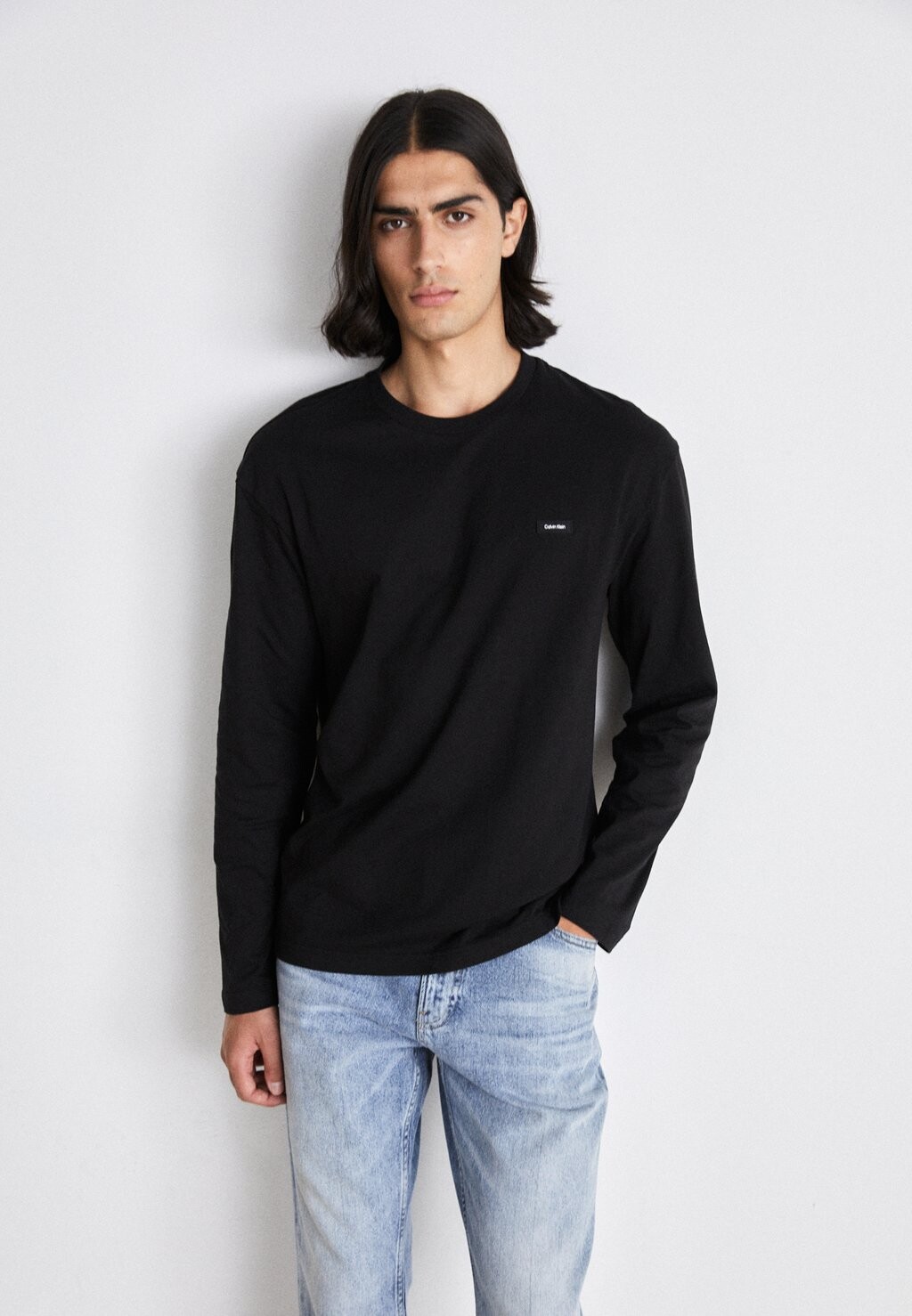 

Футболка с длинным рукавом Comfort Calvin Klein, цвет ck black