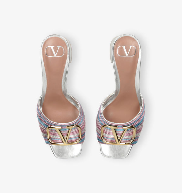 Фирменные кожаные мюли Vlogo с металлическим каблуком и вязанным крючком Valentino Garavani, золотой — фото 2