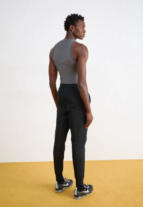 Спортивные штаны Nike Sportswear, Schwarz — фото 3