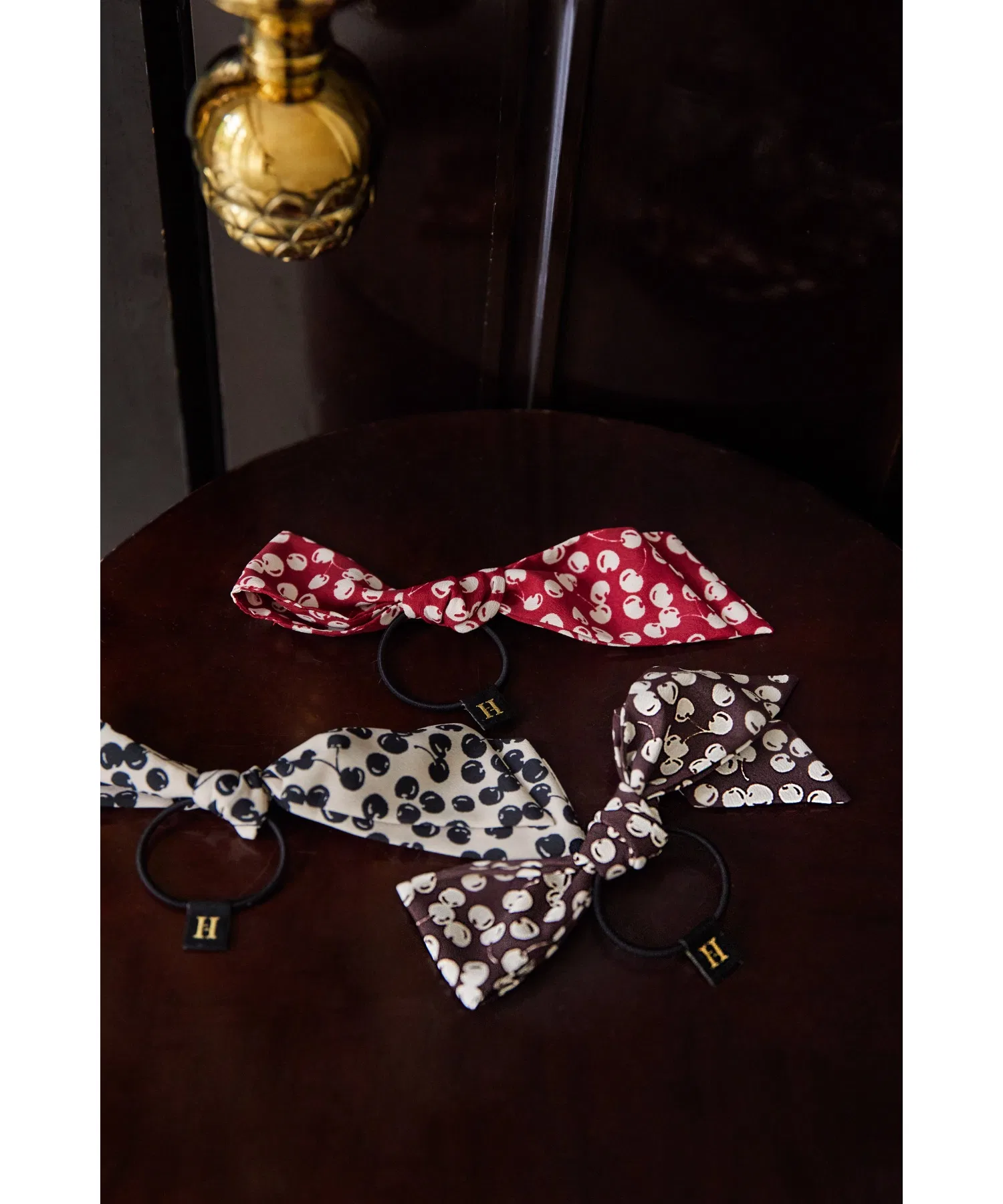 Резинка для волос Cherry Pattern Bow Pony Her lip to красная — фото 3