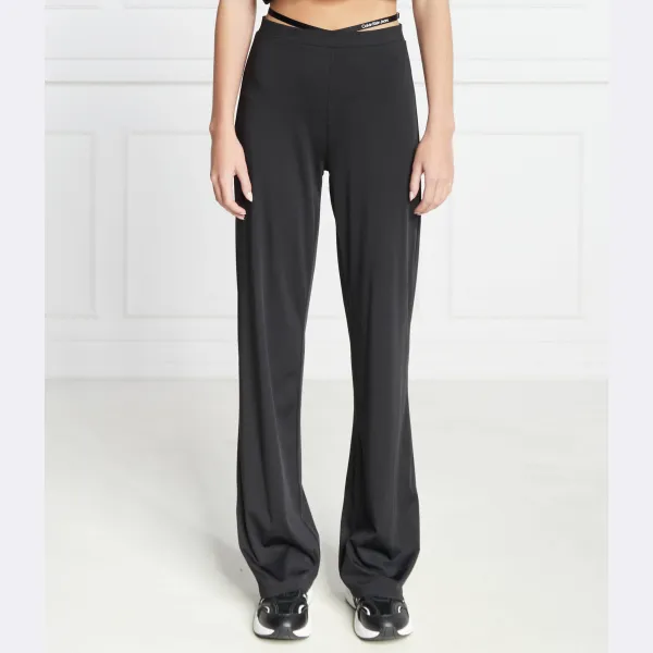

Брюки прямого кроя Calvin Klein, черный