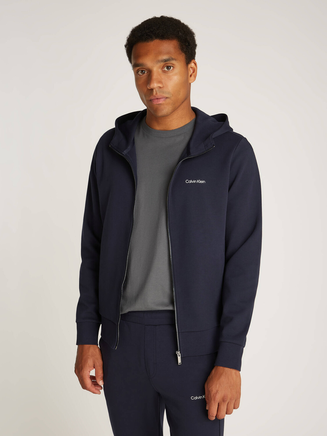 

Толстовка Calvin Klein Regular Fit, темно-синий