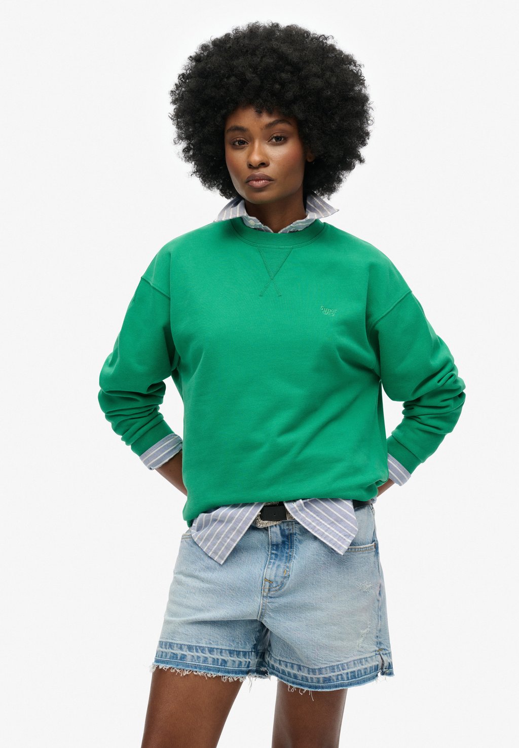 

Толстовка STUDIOS CREW Superdry, зеленый