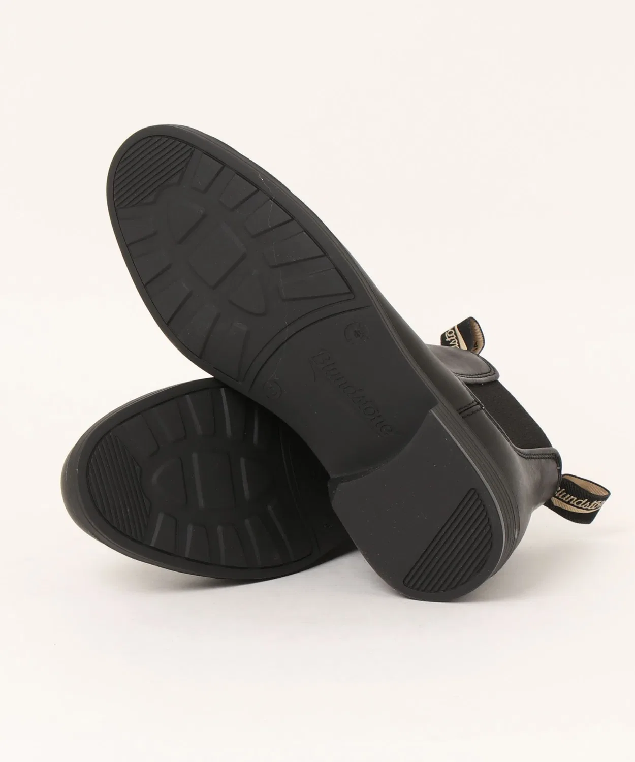 Ботинки с заостренным носком Blundstone кожаные черные — фото 3