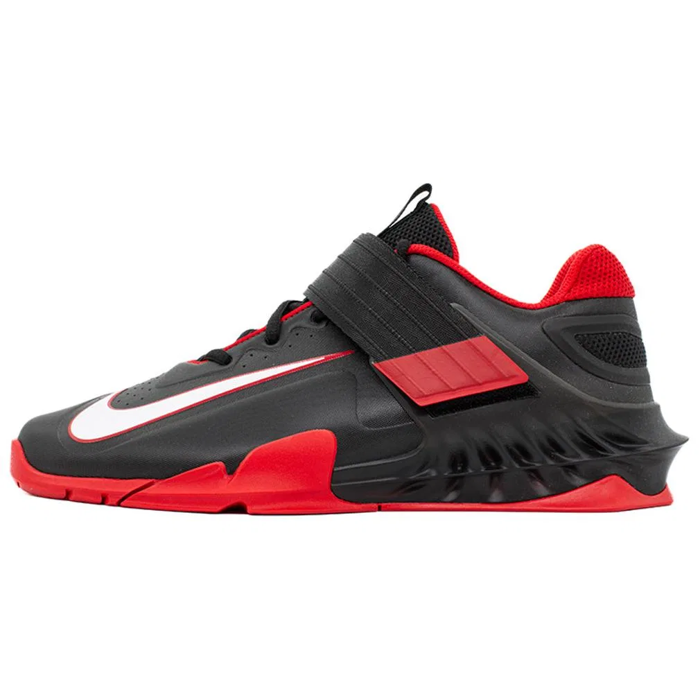 Кроссовки для тренировок Nike Savaleos Black Red