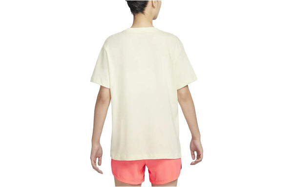 Футболка (WMNS) Nike Dri Fit Swoosh Fly T-shirt 'Coconut Milk', цвет coconut milk — фото 2