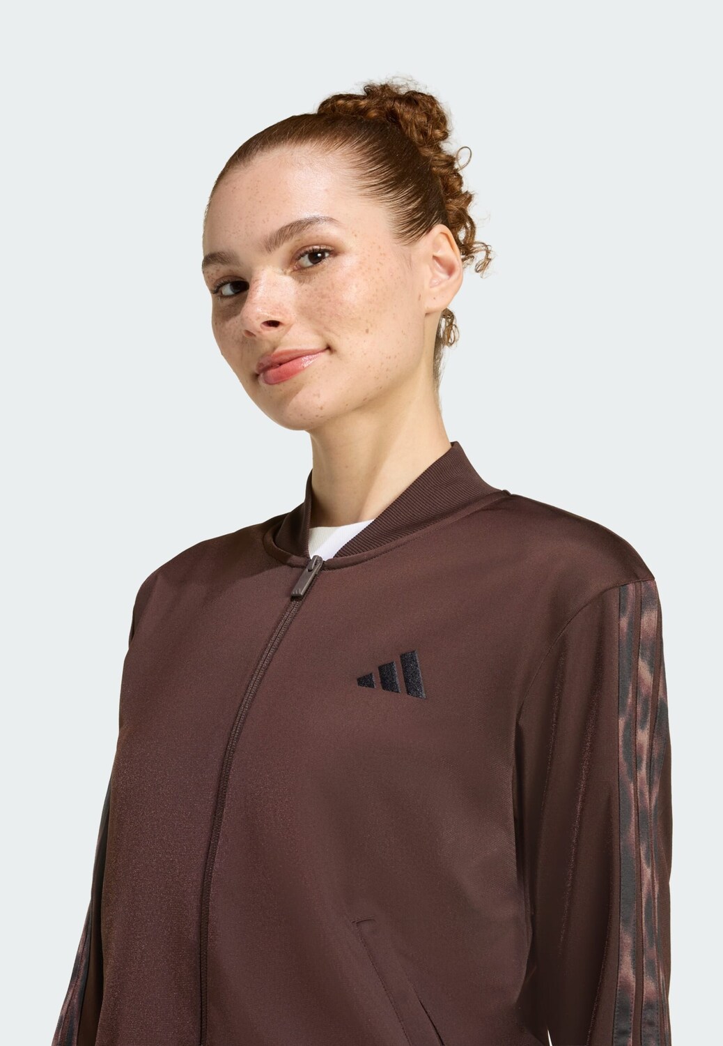 Adidas Sportswear Тренировочный костюм '3-STRIPES LEOPARD PRINT' в темно-коричневом цвете — фото 4