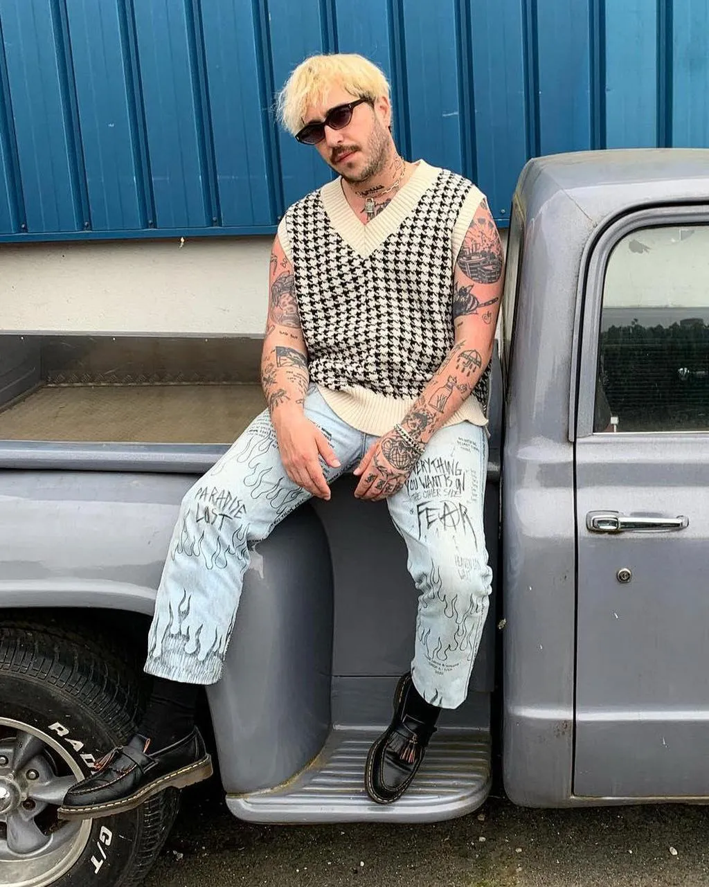 Dr. Martens Adrian Кожаные лоферы Quilon с кисточками, сделано в Англии, цвет Black — Quilon — фото 4