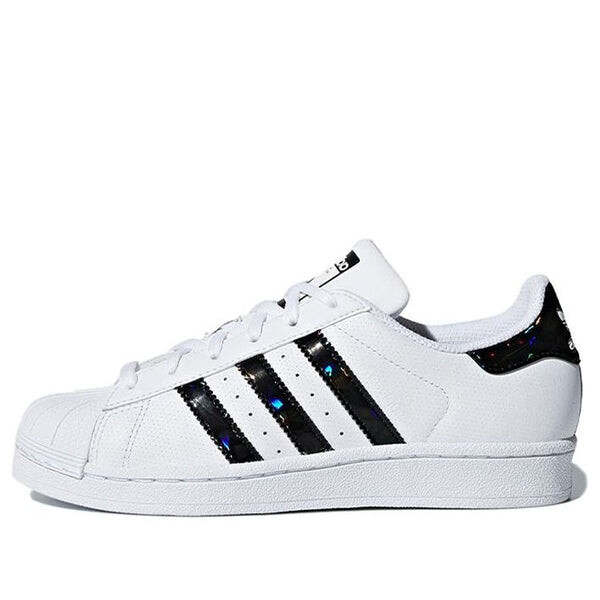 

Кроссовки суперзвезда j Adidas, белый