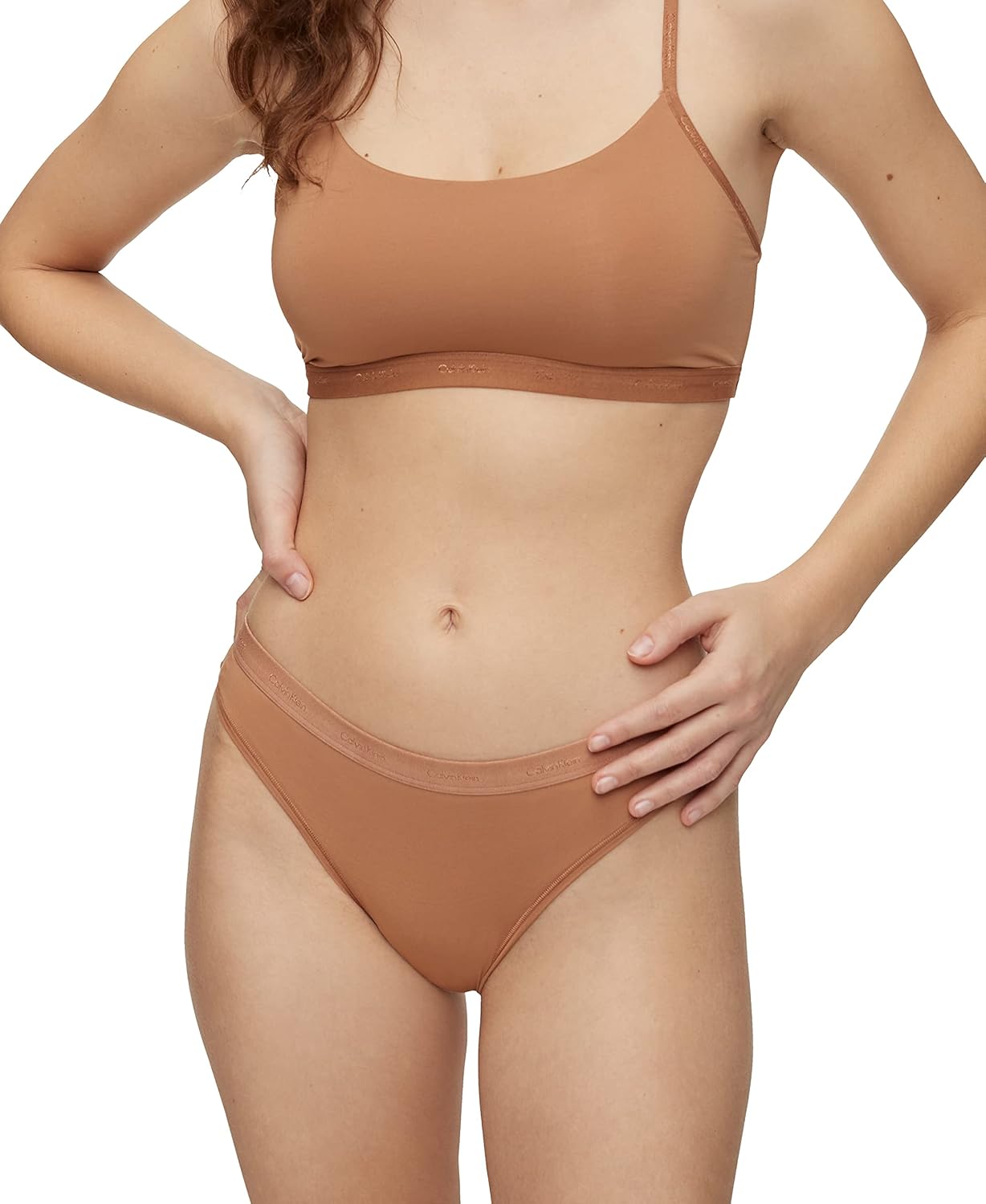 

Женский бюстгальтер-бралетт Calvin Klein Form to Body без подкладки, Sandalwood