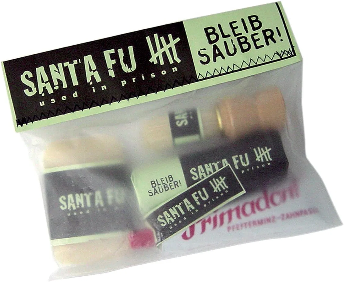 Набор для бритья «Hot goods from jail» от Santa Fu Prison Corpus Delicti, Wash Set — фото 2