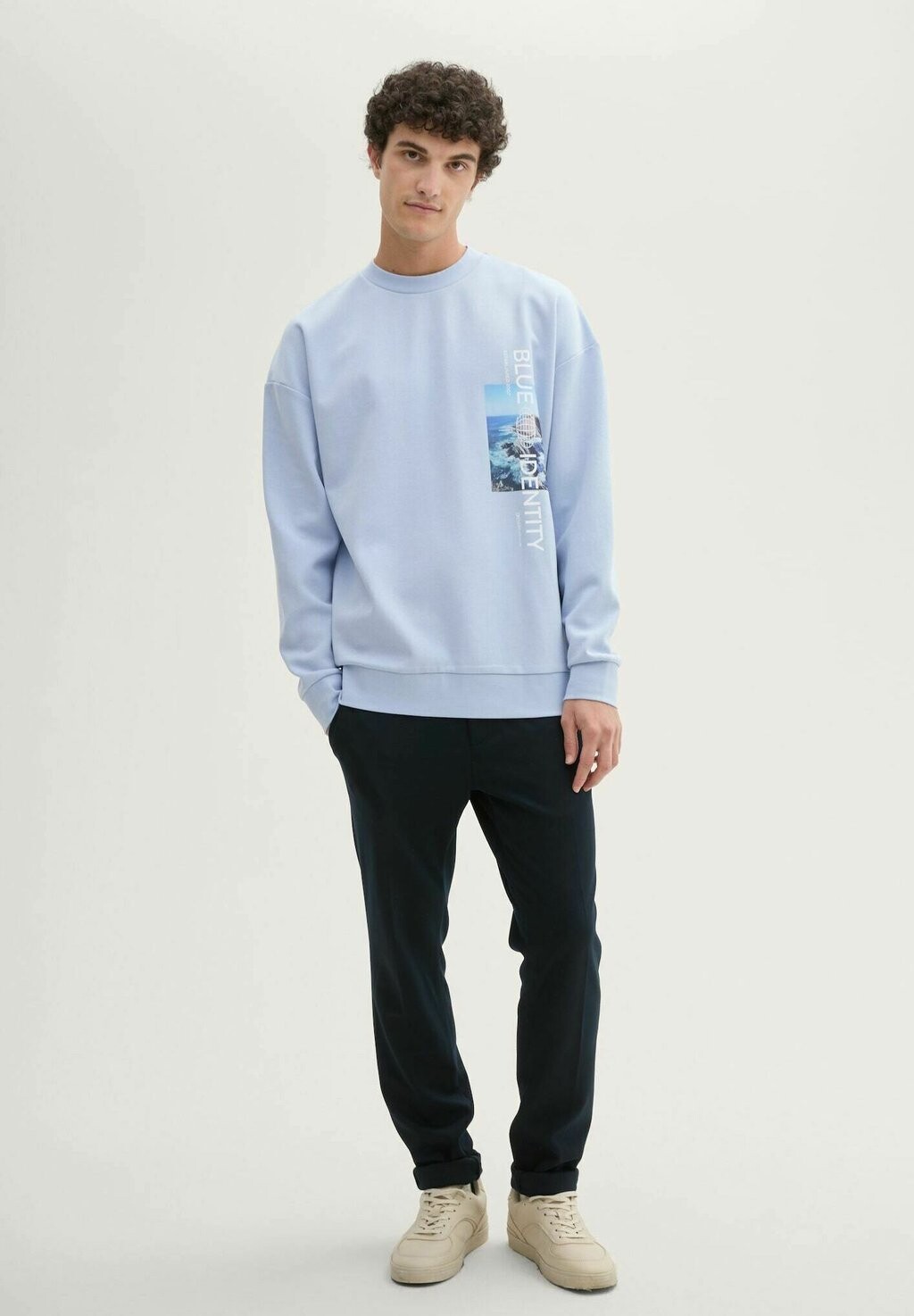 

Толстовка RELAXED MIT PRINTS TOM TAILOR DENIM, синий