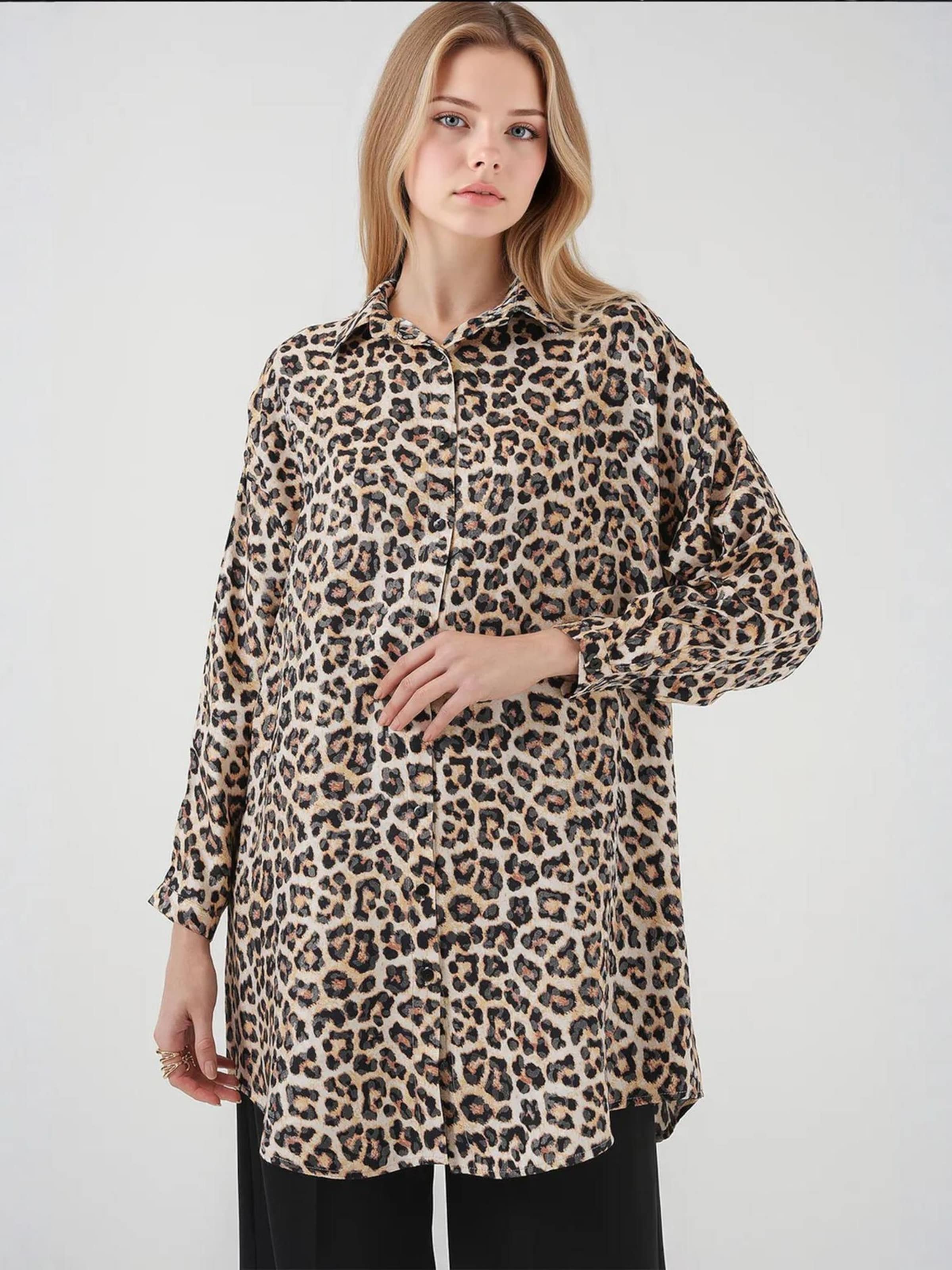 

Bigdart Блузка в светло-бежевом цвете