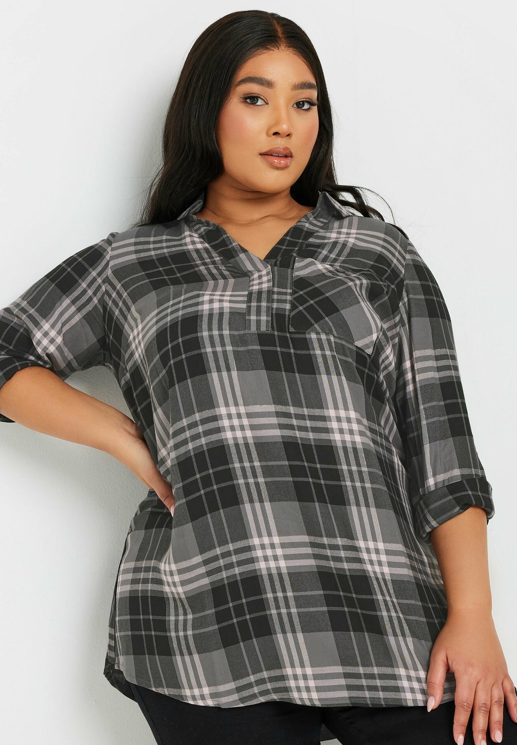 

Блузка на пуговицах BOYFRIEND Yours Clothing, серый