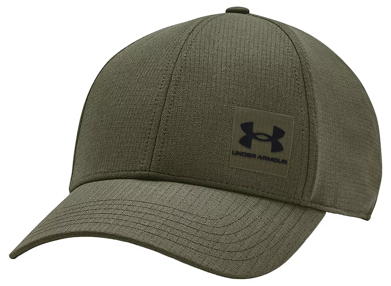 

Мужская шапка Under Armour Iso-Chill AmourVent, цвет Marine Od Green/Black