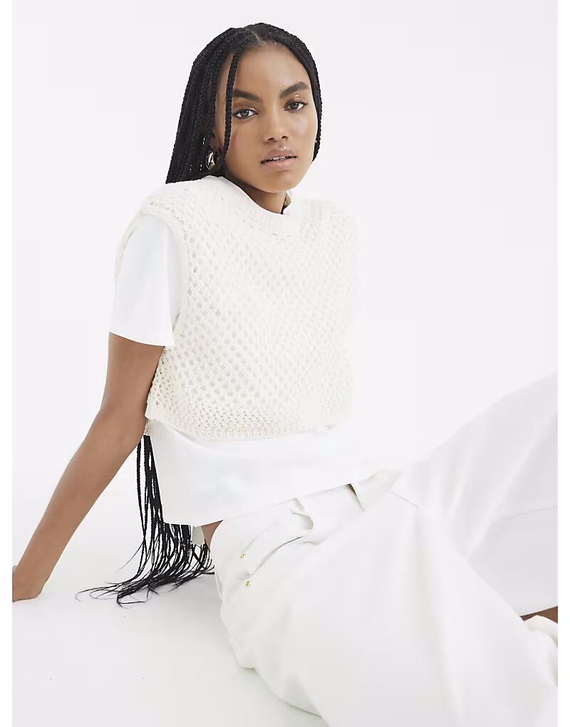 

Футболка River Island Crochet с накладным узором кремового цвета