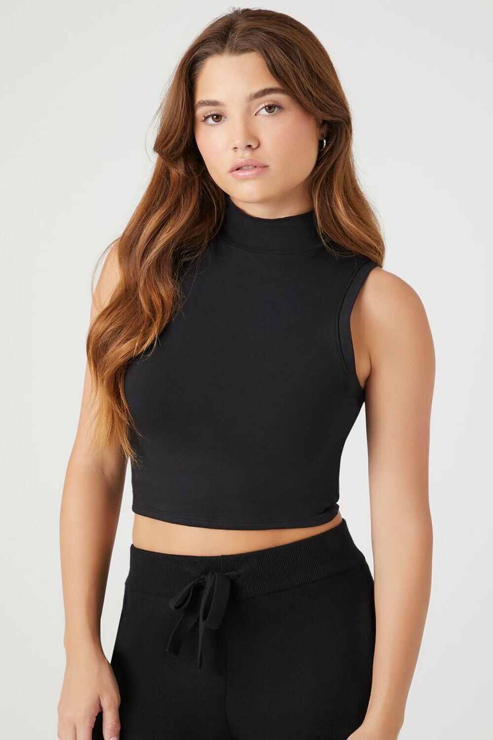 

Укороченная майка с водолазкой Forever 21, черный