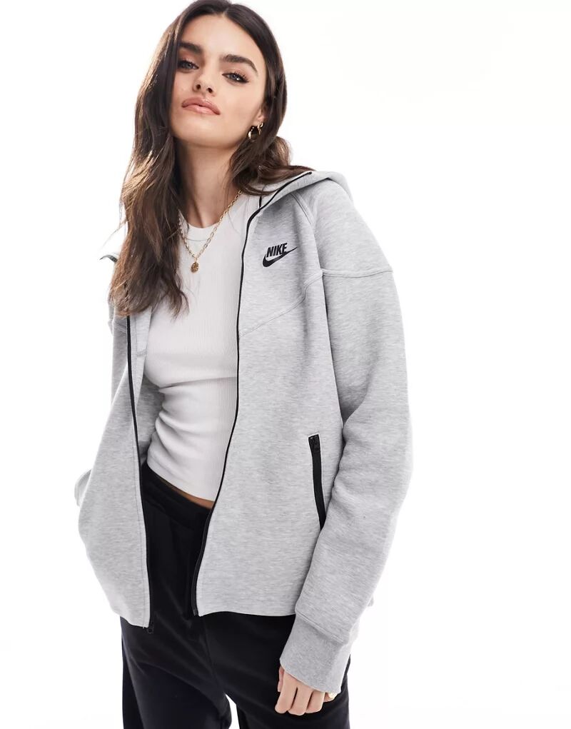 

Темно-серая куртка с капюшоном и молнией во всю длину Nike Tech Fleece