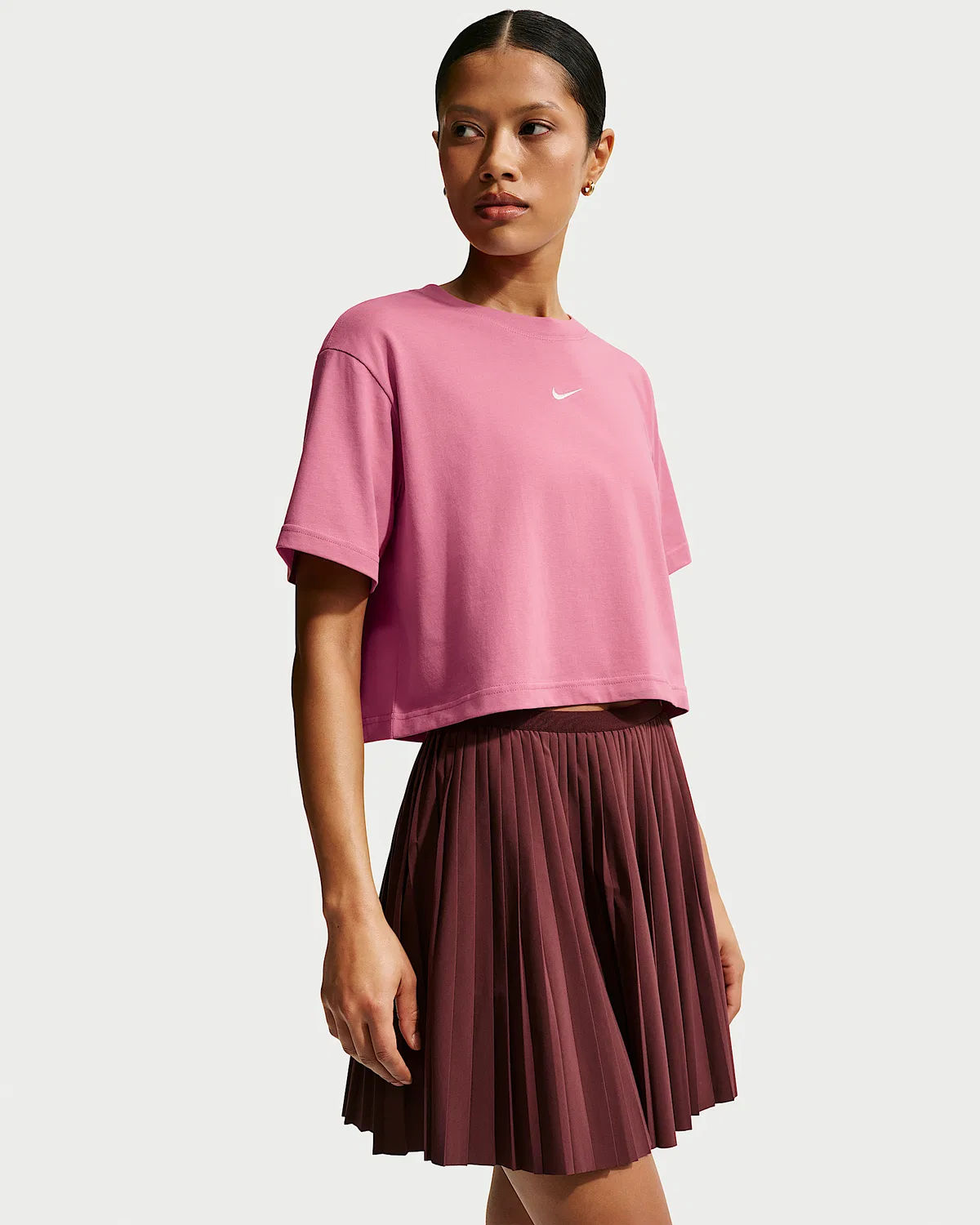 Женский свободный короткий топ с коротким рукавом Nike Sportswear Classic, Peony/Sail