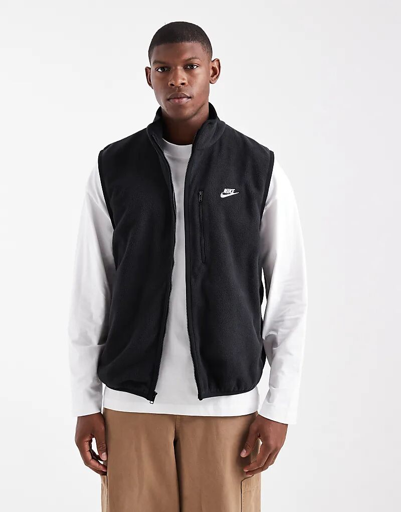 

Флисовый жилет Nike Club черного цвета