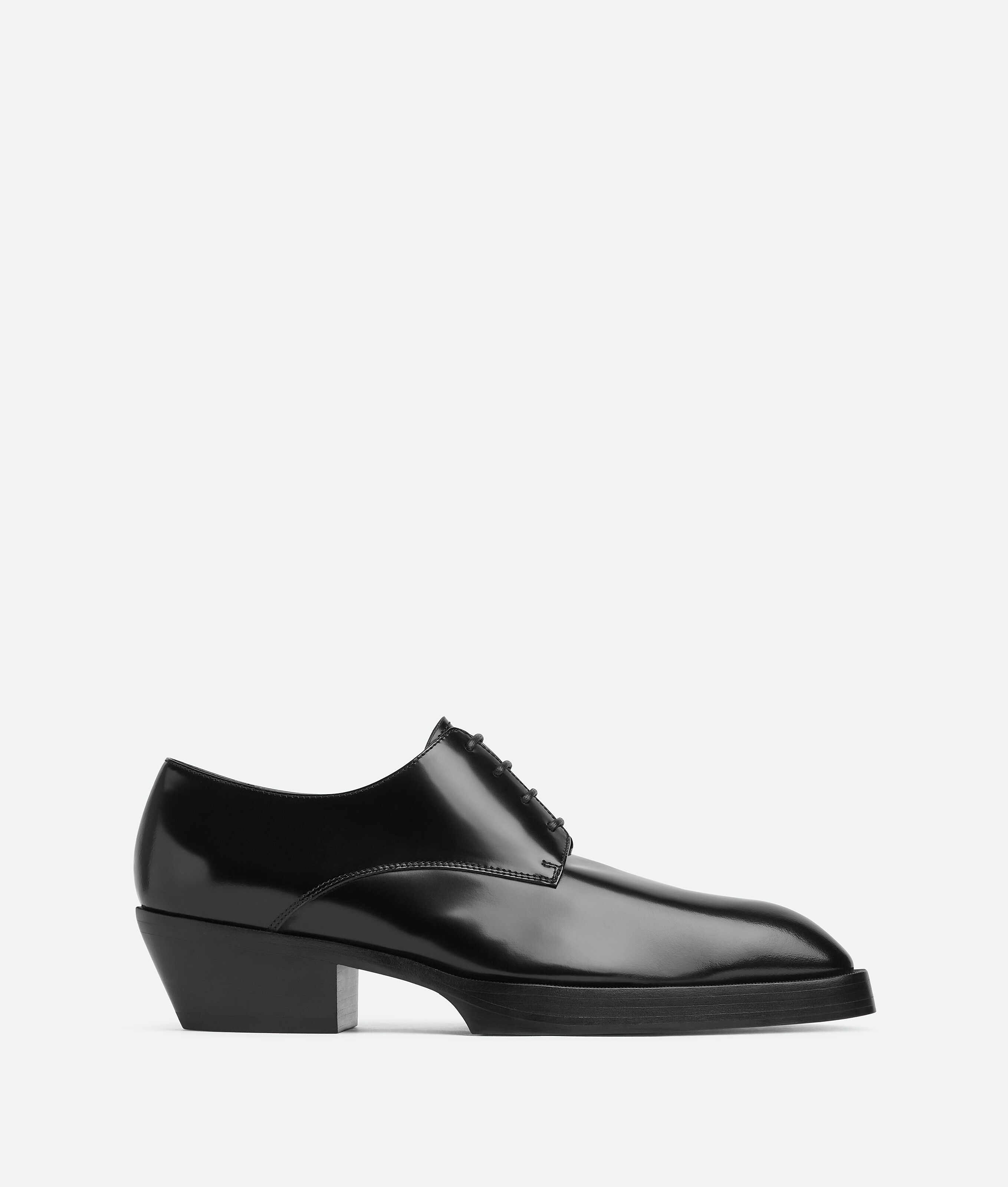 

Туфли на шнуровке BOTTEGA VENETA, черный