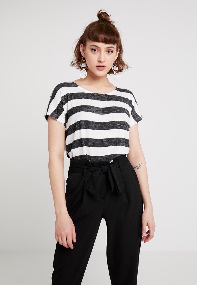 

Футболка с принтом VMWIDE STRIPE GA NOOS Vero Moda, черный