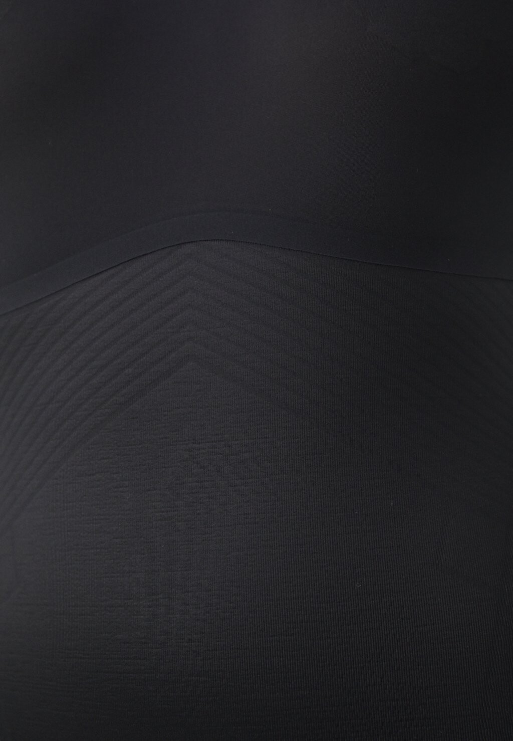

Корректирующее белье THINSTINCTS TANK Spanx, черный