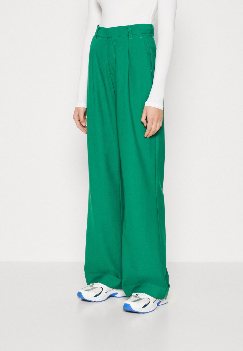 

Брюки ALDEN UNI PANTS Colourful Rebel, цвет deep green