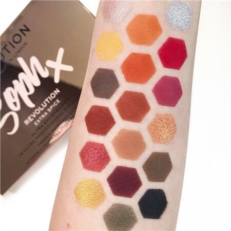 Палитра теней для век Extra Spice, 14,4 г Makeup Revolution, SophX, разноцветный — фото 2