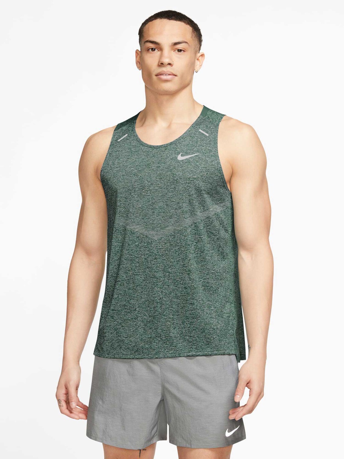 

Майка Nike M NK DF RISE 365 TANK, зеленый