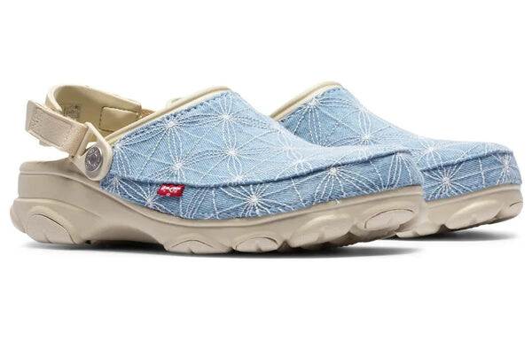 Сандалии x levi's sashiko classic all-terrain clog 'bone blue' Crocs, бежевый — фото 3