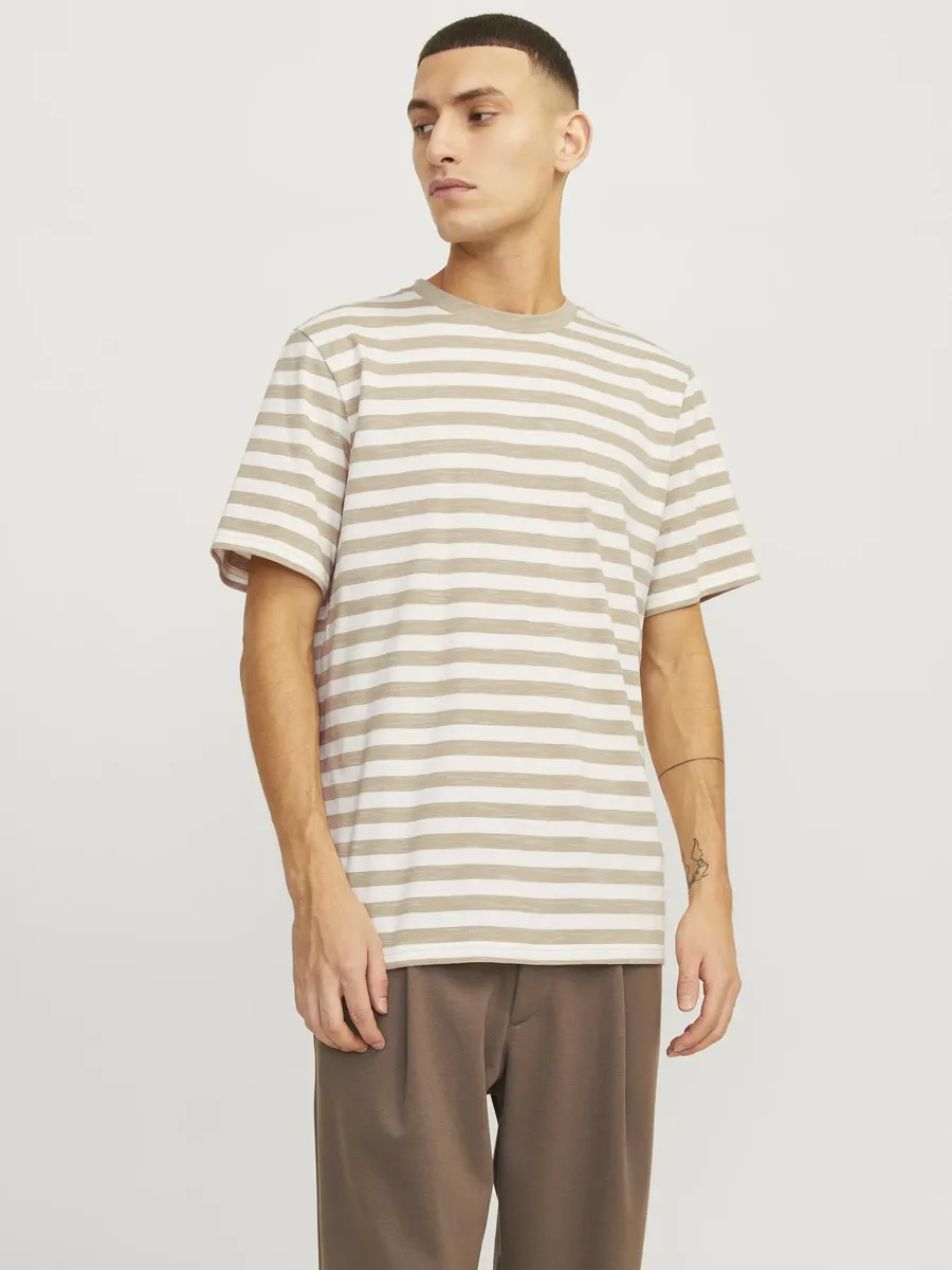 

Футболка Jack & Jones "JORTAMPA STRIPE TEE SS CREW NECK", цвет Fields Of Rye