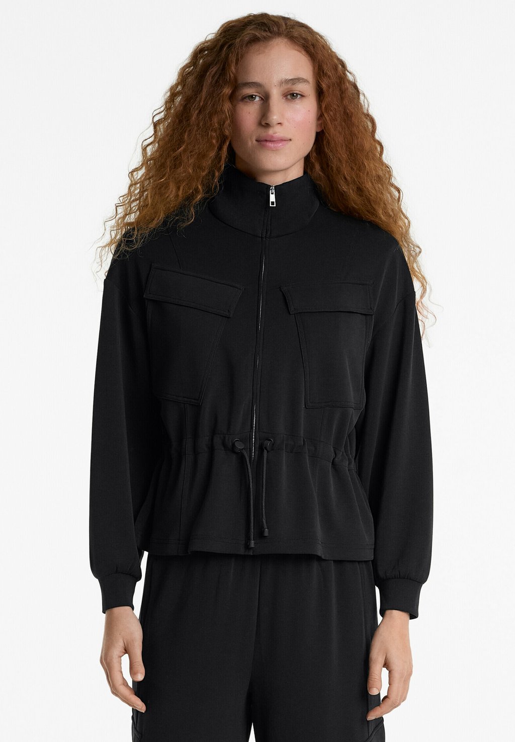 

Толстовка на молнии SOFT TOUCH AND POCKETS OYSHO, черный