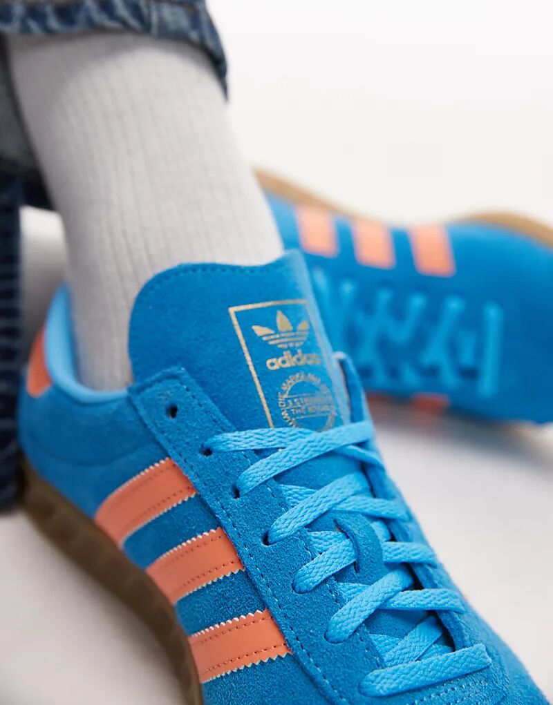 Кроссовки adidas Originals Hamburg синего и оранжевого цветов — фото 3