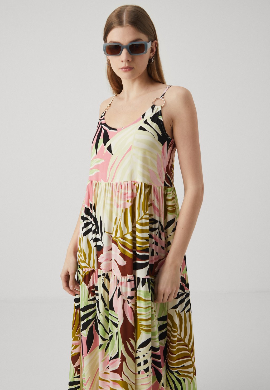 

Платье макси Onlsandie Life Strap Dress ONLY, тропический персик aop:bali Palm