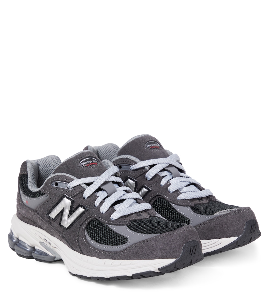 

2002 Junior кожаные кроссовки с сетчатыми вставками New Balance Kids, Black Cement