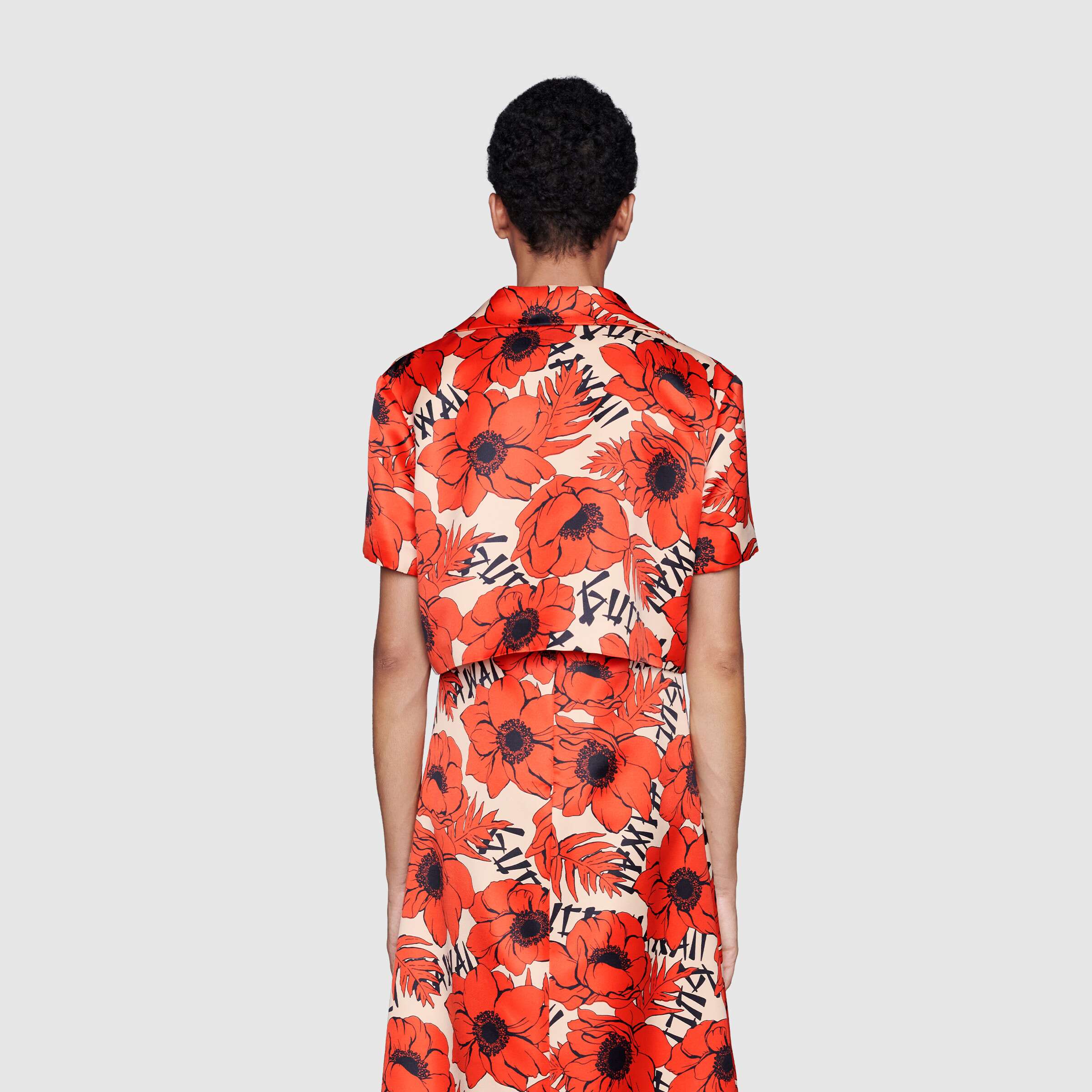 Футболка женская GUCCI V-neck Moderate Hawaii, стиль хип-хоп, красно-белая — фото 4