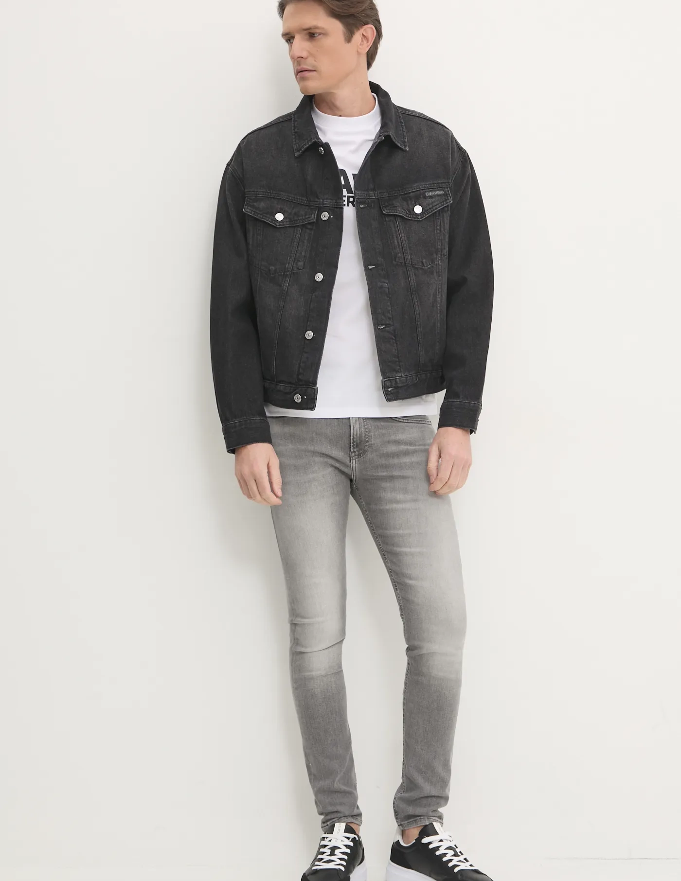 

Джинсовая куртка Calvin Klein Jeans, черный