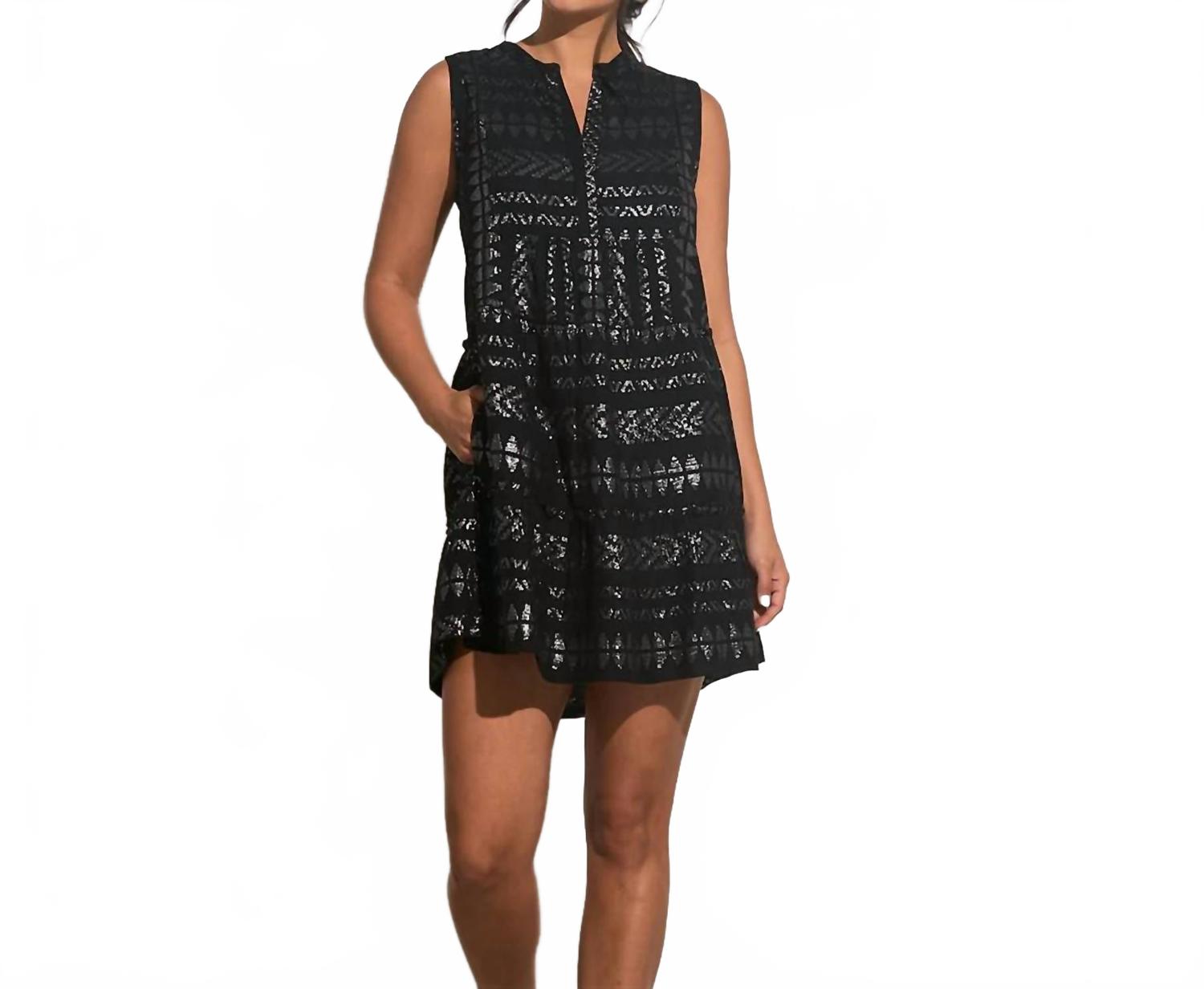 

ELAN Платье А-силуэта без рукавов, черное