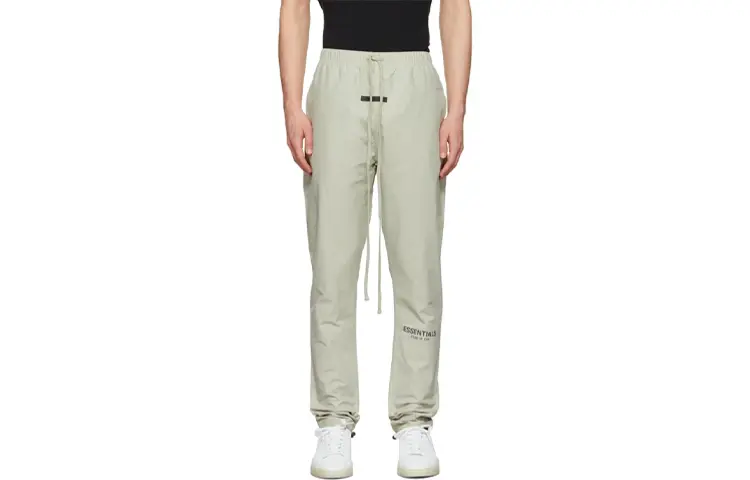 

Мужские повседневные брюки Fear of God Essentials, зеленый